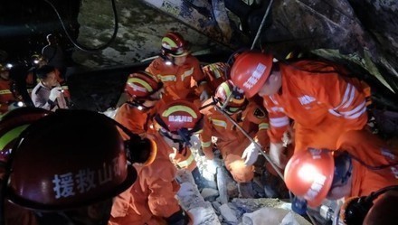 液體硅膠廠家心系地震災區(qū)，祈禱平安